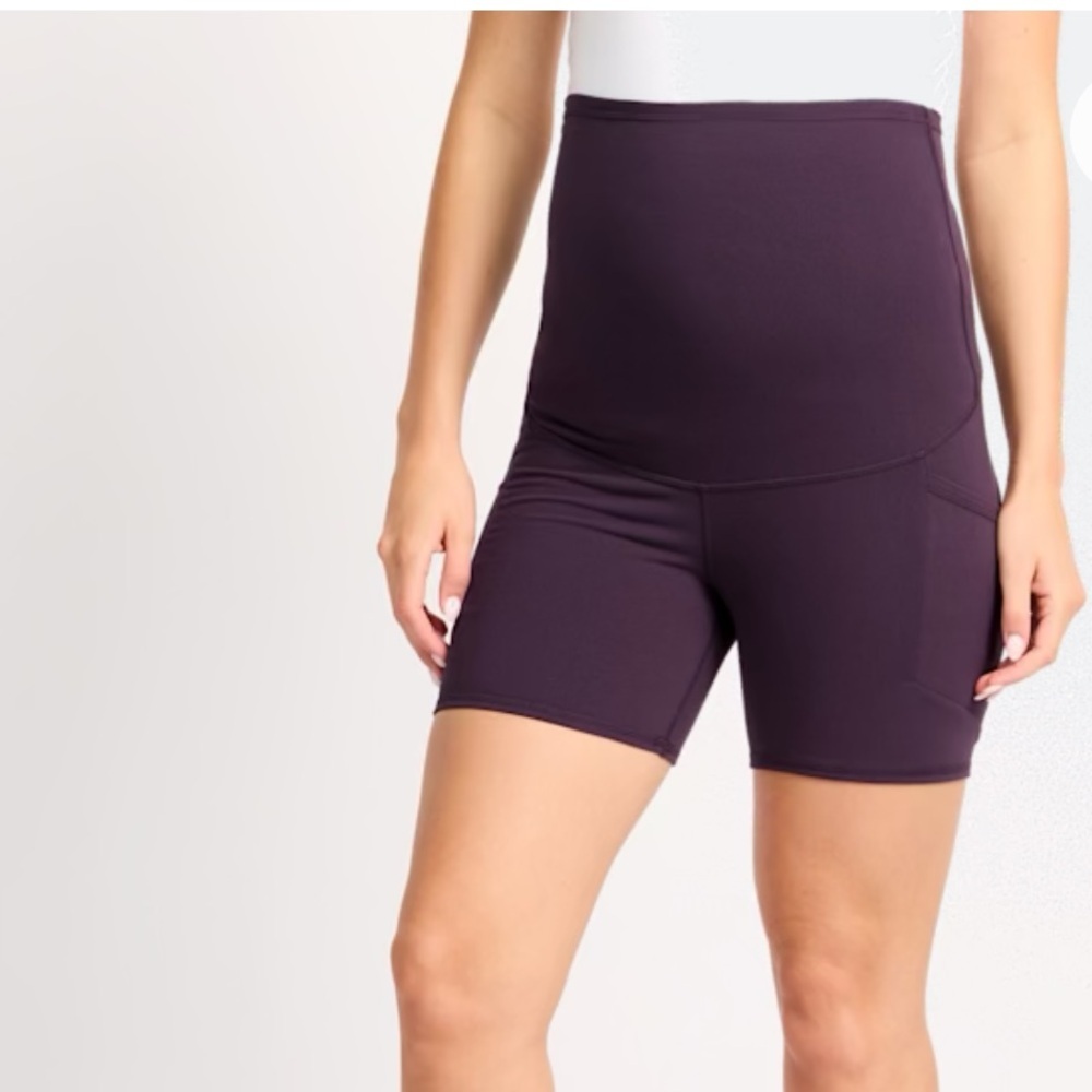 Maternity High Rise Pocket Shorts size large